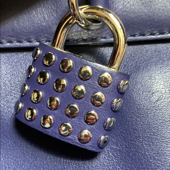 BURBERRY Lapis Blue Brit Rhythm Med. Dalston Hobo - Picture 3 of 10